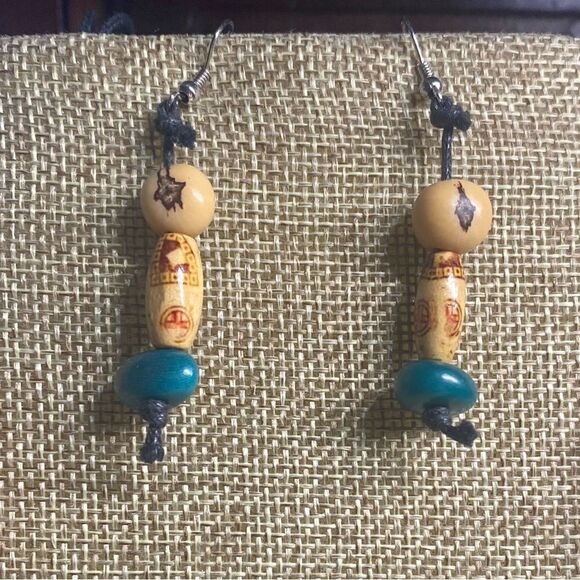 Vintage Ethnic Handcrafted Necklace & Earrings - Picture 3 of 4